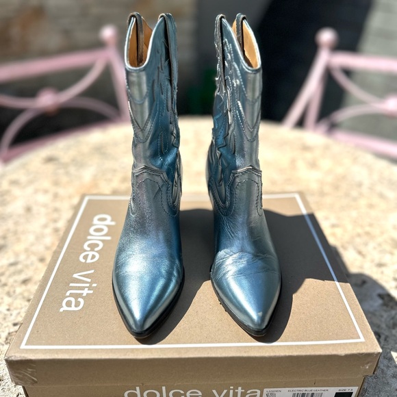 Dolce Vita Landen electric blue western Boots - Picture 2 of 6